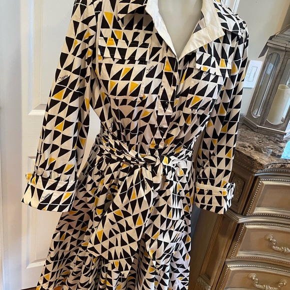 Vintage Diane Von Furstenberg SZ 12 Dress - Picture 15 of 15